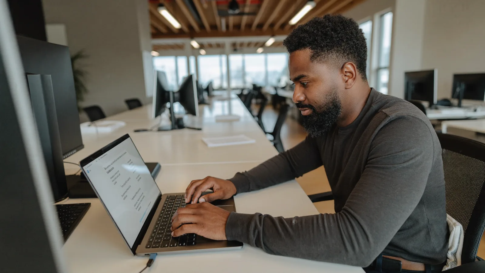 5 Erros na Gestão de Jornada de Trabalho que Geram Passivo Trabalhista
